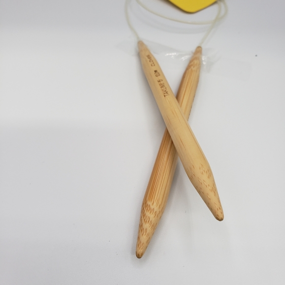 Takumi Clover circular Bamboo knitting needles. - Picture 2 of 5